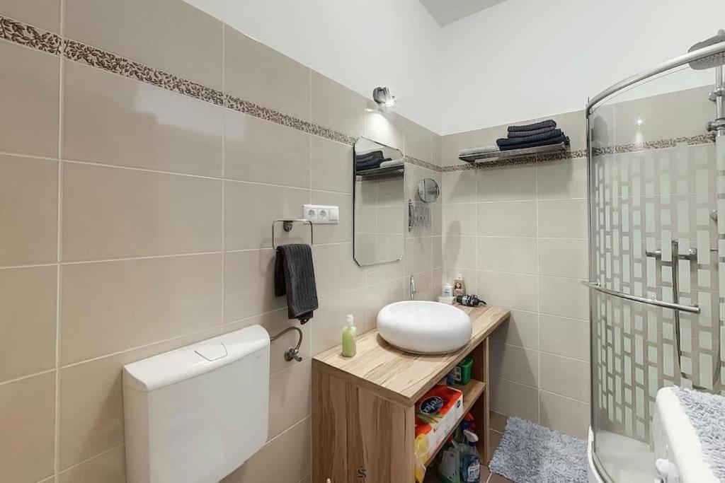 Apartamento Bright Sunny At Keleti Station,near Citycenter Budapest